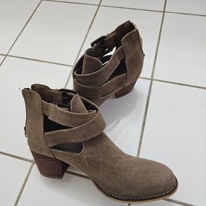 Harlow Suede Fall Ankle booties Green Sz US 9